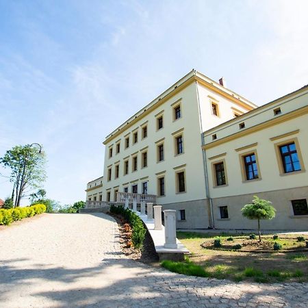 Palac Lubiechowa-Jelenia Gora- Riesengebirge Exteriör bild